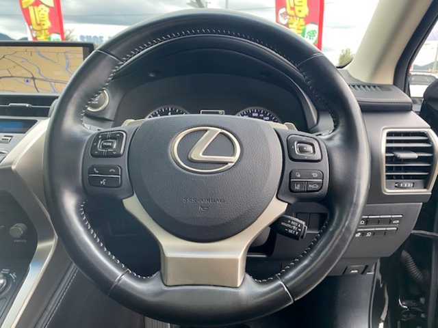 レクサス ＮＸ 300 Iパッケージ 兵庫県 2018(平30)年 7.4万km グラファイトブラックガラスフレーク 純正ナビ/・フルセグTV（AM/FM/BT）/バックカメラ/レーダークルーズコントロール/ビルトインETC/オートライトハイビーム/パワーバックドア/パドルシフト/ステアリングヒーター/黒革シート/シートヒーター/サンルーフ/LEDヘッドライト