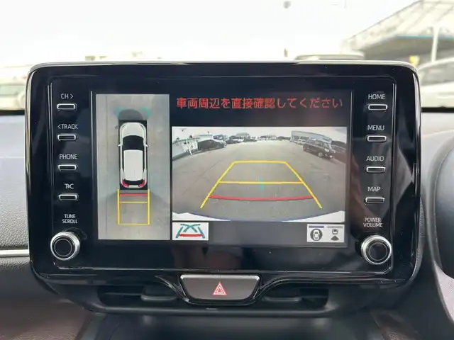 トヨタ ヤリスクロス ハイブリッド Z 岡山県 2021(令3)年 6万km ホワイトパールクリスタルシャイン 登録時走行距離59285km/純正ディスプレイオーディオ/パノラミックビューモニター/パワーバックドア/ビルトインETC/ドライブレコーダー/トヨタセーフティセンス/・ブラインドスポットモニター/・プリクラッシュセーフティ/・オートマチックハイビーム/・レーダークルーズコントロール/横滑り防止装置/オートブレーキホールド/D/N席シートヒーター/ステアリングヒーター/USB入力端子/社外フロアマット/純正18インチAW/社外16インチAW付属