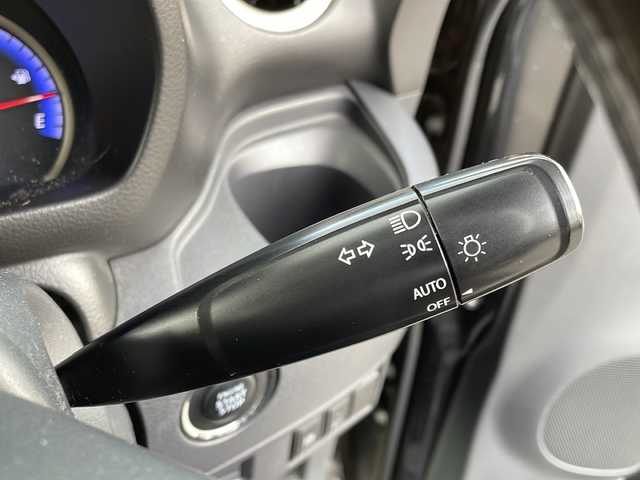 スズキ スペーシア カスタム Jスタイル 山口県 2014(平26)年 11.1万km ブルーイッシュブラックパール3 社外ナビ/DVD/CD/SD/MSV/BT/USB/フルセグTV/両側パワースライドドア/純正HIDヘッドライト/純正フォグランプ/オートライト/純正１５インチアルミホイール/革巻きステアリング/ステアリングスイッチ/前席シートヒーター/衝突被害軽減ブレーキ/横滑り防止/アイドリングストップ/社外黒革調シートカバー/スマートキー×２/純正フロアマット/純正ドアバイザー/ETC/電動格納ウインカードアミラー