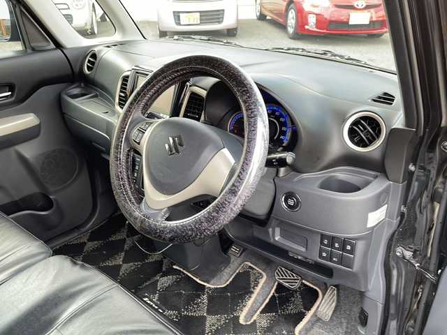 スズキ スペーシア カスタム Jスタイル 山口県 2014(平26)年 11.1万km ブルーイッシュブラックパール3 社外ナビ/DVD/CD/SD/MSV/BT/USB/フルセグTV/両側パワースライドドア/純正HIDヘッドライト/純正フォグランプ/オートライト/純正１５インチアルミホイール/革巻きステアリング/ステアリングスイッチ/前席シートヒーター/衝突被害軽減ブレーキ/横滑り防止/アイドリングストップ/社外黒革調シートカバー/スマートキー×２/純正フロアマット/純正ドアバイザー/ETC/電動格納ウインカードアミラー