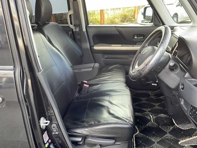 スズキ スペーシア カスタム Jスタイル 山口県 2014(平26)年 11.1万km ブルーイッシュブラックパール3 社外ナビ/DVD/CD/SD/MSV/BT/USB/フルセグTV/両側パワースライドドア/純正HIDヘッドライト/純正フォグランプ/オートライト/純正１５インチアルミホイール/革巻きステアリング/ステアリングスイッチ/前席シートヒーター/衝突被害軽減ブレーキ/横滑り防止/アイドリングストップ/社外黒革調シートカバー/スマートキー×２/純正フロアマット/純正ドアバイザー/ETC/電動格納ウインカードアミラー