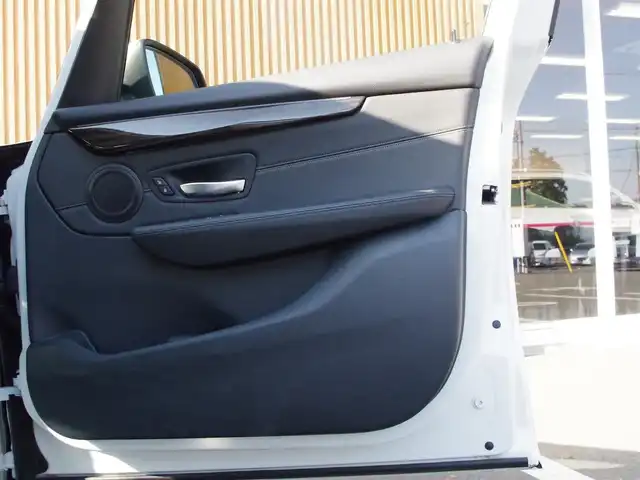 ＢＭＷ ２１８ｄ アクティブツアラー ラグジュアリー 埼玉県 2016(平28)年 5.7万km 白 ブラックレザーシート/インテリジェントセーフティ/コンフォートパッケージ/パークディスタンスコントロール/バックカメラ/純正ナビ/ドラレコ/ETC/シートヒーター/シートポジションメモリー機能/Bluetooth
