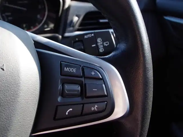 ＢＭＷ ２１８ｄ アクティブツアラー ラグジュアリー 埼玉県 2016(平28)年 5.7万km 白 ブラックレザーシート/インテリジェントセーフティ/コンフォートパッケージ/パークディスタンスコントロール/バックカメラ/純正ナビ/ドラレコ/ETC/シートヒーター/シートポジションメモリー機能/Bluetooth