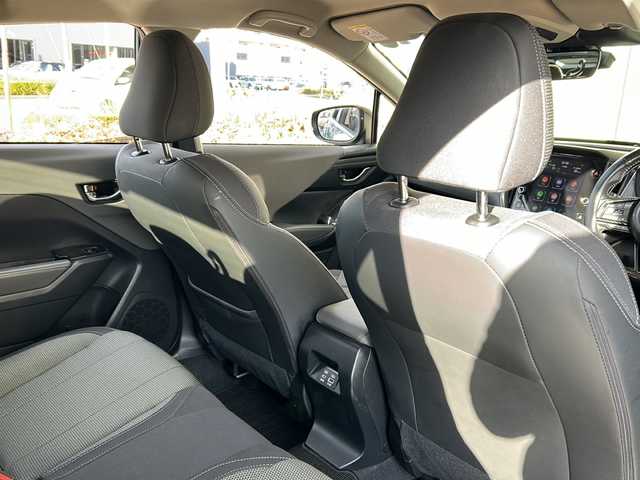 スバル クロストレック リミテッド 静岡県 2023(令5)年 3.2万km 青Ｍ 11.6インチナビ/・Android Auto/・Apple Car Play/・FM/AM/・フルセグTV/・USB/・iPod/・AUX/・Bluetooth/主要装備/・アイサイト/・全方位カメラ/・リアフォグランプ/・運転席＋助手席シートヒーター/・運転席＋助手席パワーシート/・オートビークルホールド/・ステアリング連動ヘッドランプ/・後退時ブレーキアシスト/・ドライバーモニタリングシステム/・ルーフレール/・ビルトインＥＴＣ/・パドルシフト/・サイドカーテンエアバッグ