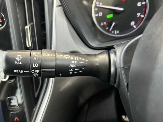 スバル クロストレック リミテッド 静岡県 2023(令5)年 3.2万km 青Ｍ 11.6インチナビ/・Android Auto/・Apple Car Play/・FM/AM/・フルセグTV/・USB/・iPod/・AUX/・Bluetooth/主要装備/・アイサイト/・全方位カメラ/・リアフォグランプ/・運転席＋助手席シートヒーター/・運転席＋助手席パワーシート/・オートビークルホールド/・ステアリング連動ヘッドランプ/・後退時ブレーキアシスト/・ドライバーモニタリングシステム/・ルーフレール/・ビルトインＥＴＣ/・パドルシフト/・サイドカーテンエアバッグ