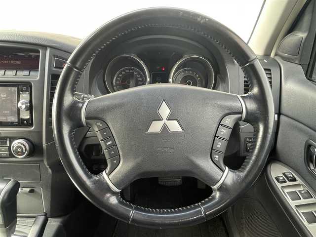 三菱 パジェロ ロング エクシード 茨城県 2007(平19)年 10万km クールシルバーメタリック Carrozzeriaナビ/　(AM/FM/DVD/Bluetooth/フルセグ)/バックカメラ/RockFordカーオーディオ/ETC/後席エアコン/3列シート/XTEREME-Jアルミホイール/背面タイヤ/パワーステアリング/ABS/Wエアバック