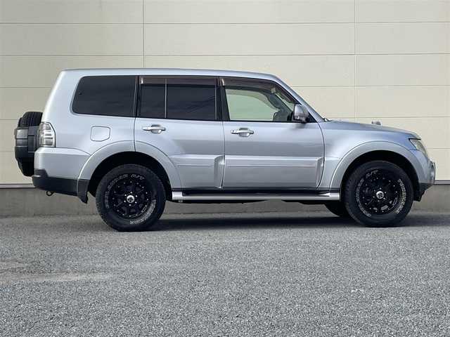 三菱 パジェロ ロング エクシード 茨城県 2007(平19)年 10万km クールシルバーメタリック Carrozzeriaナビ/　(AM/FM/DVD/Bluetooth/フルセグ)/バックカメラ/RockFordカーオーディオ/ETC/後席エアコン/3列シート/XTEREME-Jアルミホイール/背面タイヤ/パワーステアリング/ABS/Wエアバック