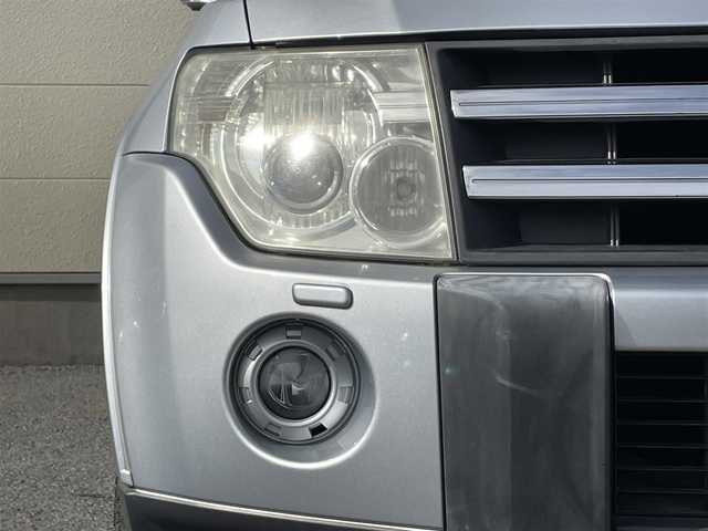 三菱 パジェロ ロング エクシード 茨城県 2007(平19)年 10万km クールシルバーメタリック Carrozzeriaナビ/　(AM/FM/DVD/Bluetooth/フルセグ)/バックカメラ/RockFordカーオーディオ/ETC/後席エアコン/3列シート/XTEREME-Jアルミホイール/背面タイヤ/パワーステアリング/ABS/Wエアバック