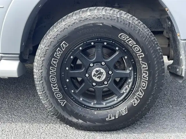 三菱 パジェロ ロング エクシード 茨城県 2007(平19)年 10万km クールシルバーメタリック Carrozzeriaナビ/　(AM/FM/DVD/Bluetooth/フルセグ)/バックカメラ/RockFordカーオーディオ/ETC/後席エアコン/3列シート/XTEREME-Jアルミホイール/背面タイヤ/パワーステアリング/ABS/Wエアバック