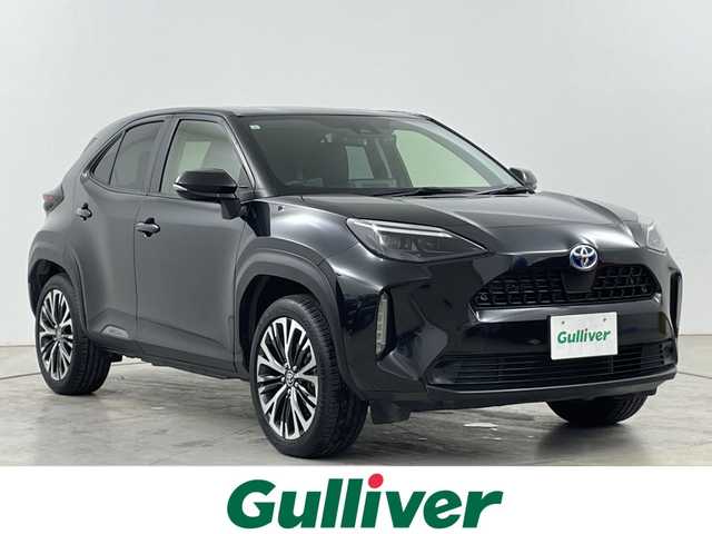 トヨタ ヤリスクロス ハイブリッド Z 道央・札幌 2022(令4)年 1.8万km ブラックマイカ ・４ＷＤ　/寒冷地仕様　/・純正ディスプレイオーディオ/・USB/AppleCarPlay/・AndroidAuto/BT接続/・バックカメラ/・トヨタセーフティーセンス　/・プリクラッシュセーフティー　/・レーダークルーズコントロール　/・レーンキープアシスト　/・ＬＥＤオートライト　/・オートマチックハイビーム/・ETC/・前後ドライブレコーダー/・ステアリングスイッチ/・ハーフレザーシート/シートヒーター/・パワーシート/・ダウンヒルアシストコントロール/・スマートキー/スペアキー