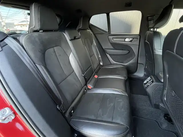 ボルボ ＸＣ４０ T4 AWD Rデザイン 長野県 2019(平31)年 4.8万km 赤 harman/kardonサウンド / パドルシフト / ハーフレザーシート / シートヒーター / PWシート / 360°カメラ / ナビ TV/  CarPlay / Andoroid [/ ACC / LKA / BLIS / PWバックドア / 自動駐車 / 自動発車 / スマートキー / 前後ドラレコ