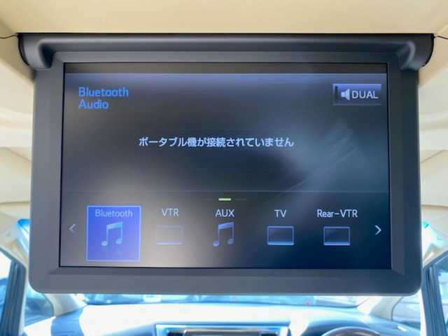 トヨタ アルファード G 兵庫県 2018(平30)年 1.9万km ラグジュアリーホワイトパールクリスタルシャインガラスフレーク 純正ナビ（AM/FM/BT/AUX)/・フルセグTV/バックモニター/追従付きクルーズコントロール/クリアランスソナー/レーンアシスト/パーキングサポートブレーキ/衝突軽減システム/リヤクロストラヒックアラート/シートヒーター＆クール/パワーシート（運転席＆助手席）/サンルーフ/フリップダウンモニター（リモコン付き）/ステアリングスイッチ/電動リアゲート/オートライト/ECOモード/純正マット/ビルトインETC2.0