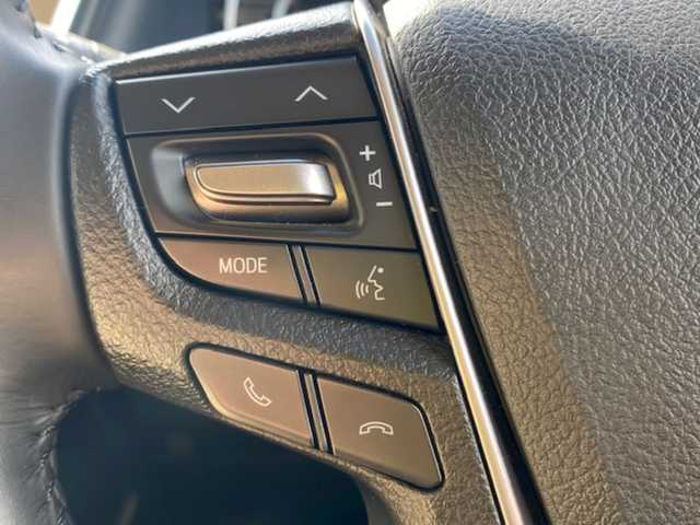 トヨタ アルファード G 兵庫県 2018(平30)年 1.9万km ラグジュアリーホワイトパールクリスタルシャインガラスフレーク 純正ナビ（AM/FM/BT/AUX)/・フルセグTV/バックモニター/追従付きクルーズコントロール/クリアランスソナー/レーンアシスト/パーキングサポートブレーキ/衝突軽減システム/リヤクロストラヒックアラート/シートヒーター＆クール/パワーシート（運転席＆助手席）/サンルーフ/フリップダウンモニター（リモコン付き）/ステアリングスイッチ/電動リアゲート/オートライト/ECOモード/純正マット/ビルトインETC2.0