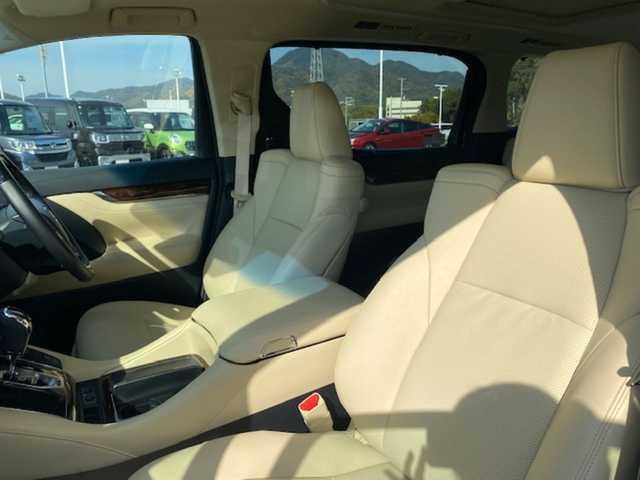 トヨタ アルファード G 大阪府 2018(平30)年 1.9万km ラグジュアリーホワイトパールクリスタルシャインガラスフレーク 純正ナビ（AM/FM/BT/AUX)/・フルセグTV/バックモニター/追従付きクルーズコントロール/クリアランスソナー/レーンアシスト/パーキングサポートブレーキ/衝突軽減システム/リヤクロストラヒックアラート/シートヒーター＆クール/パワーシート（運転席＆助手席）/サンルーフ/フリップダウンモニター（リモコン付き）/ステアリングスイッチ/電動リアゲート/オートライト/ECOモード/純正マット/ビルトインETC2.0