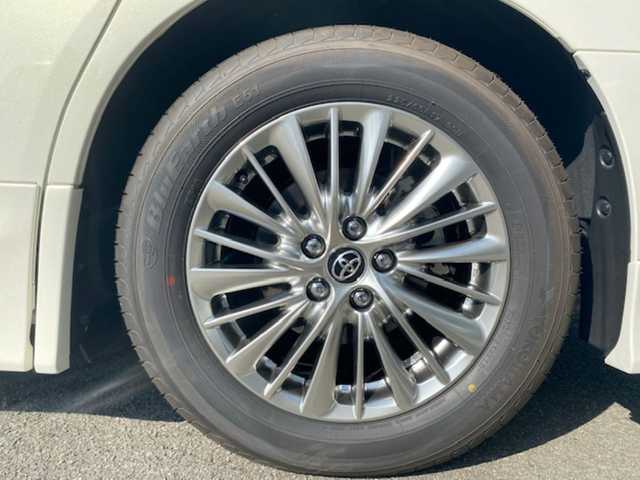 トヨタ アルファード G 大阪府 2018(平30)年 1.9万km ラグジュアリーホワイトパールクリスタルシャインガラスフレーク 純正ナビ（AM/FM/BT/AUX)/・フルセグTV/バックモニター/追従付きクルーズコントロール/クリアランスソナー/レーンアシスト/パーキングサポートブレーキ/衝突軽減システム/リヤクロストラヒックアラート/シートヒーター＆クール/パワーシート（運転席＆助手席）/サンルーフ/フリップダウンモニター（リモコン付き）/ステアリングスイッチ/電動リアゲート/オートライト/ECOモード/純正マット/ビルトインETC2.0