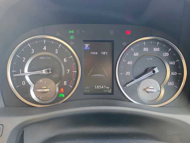 トヨタ アルファード G 大阪府 2018(平30)年 1.9万km ラグジュアリーホワイトパールクリスタルシャインガラスフレーク 純正ナビ（AM/FM/BT/AUX)/・フルセグTV/バックモニター/追従付きクルーズコントロール/クリアランスソナー/レーンアシスト/パーキングサポートブレーキ/衝突軽減システム/リヤクロストラヒックアラート/シートヒーター＆クール/パワーシート（運転席＆助手席）/サンルーフ/フリップダウンモニター（リモコン付き）/ステアリングスイッチ/電動リアゲート/オートライト/ECOモード/純正マット/ビルトインETC2.0