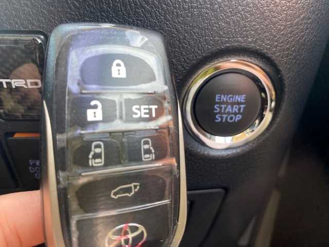 トヨタ アルファード G 大阪府 2018(平30)年 1.9万km ラグジュアリーホワイトパールクリスタルシャインガラスフレーク 純正ナビ（AM/FM/BT/AUX)/・フルセグTV/バックモニター/追従付きクルーズコントロール/クリアランスソナー/レーンアシスト/パーキングサポートブレーキ/衝突軽減システム/リヤクロストラヒックアラート/シートヒーター＆クール/パワーシート（運転席＆助手席）/サンルーフ/フリップダウンモニター（リモコン付き）/ステアリングスイッチ/電動リアゲート/オートライト/ECOモード/純正マット/ビルトインETC2.0