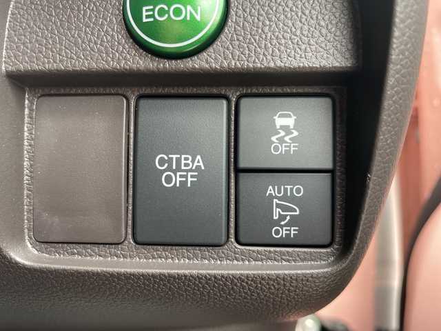 ホンダ Ｎ ＯＮＥ セレクト 山形県 2018(平30)年 4.5万km プレミアムピンクP ブラウンインテリア/・メープルブラウンコンビシート/・メープルウッド調インテリアパネル/あんしんパッケージ/・CTBA/純正ナビ(CD.DVD.BT.SD.USB)/バックカメラ/フルセグ/シートヒーター/ビルトインETC/プッシュスタート/スマートキーｘ２