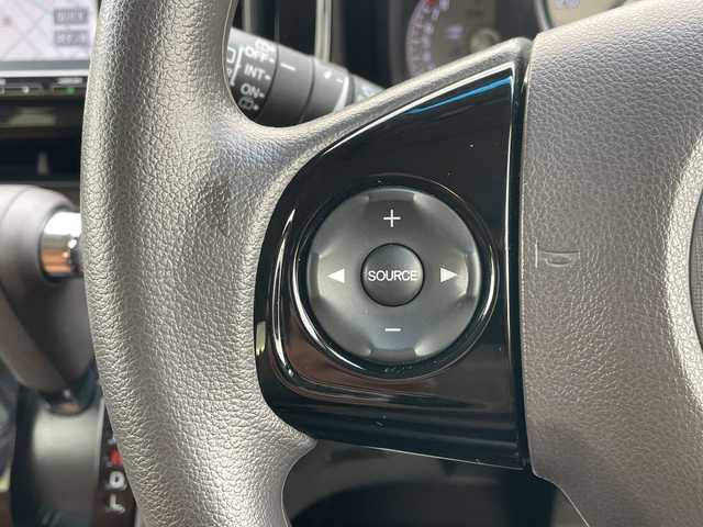 ホンダ Ｎ ＯＮＥ セレクト 山形県 2018(平30)年 4.5万km プレミアムピンクP ブラウンインテリア/・メープルブラウンコンビシート/・メープルウッド調インテリアパネル/あんしんパッケージ/・CTBA/純正ナビ(CD.DVD.BT.SD.USB)/バックカメラ/フルセグ/シートヒーター/ビルトインETC/プッシュスタート/スマートキーｘ２