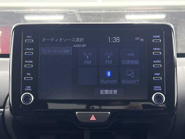 トヨタ ヤリスクロス ハイブリッド Z 愛知県 2023(令5)年 0.7万km プラチナホワイトパールマイカ 純正8型DAナビ/全方位カメラ/前後ドラレコ/ビルトインETC/レーダークルーズコントロール/トヨタセーフティセンス/ブラインドスポットモニター/レーンキープアシスト/ハーフレザーシート/パワーシート/シートヒーター/LEDヘッドライト/オートハイビーム/電子パーキングブレーキ/オートホールド/衝突軽減ブレーキ/ステアリングヒーター/禁煙