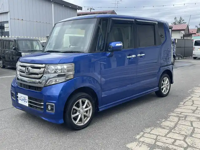 ホンダ Ｎ ＢＯＸ カスタム G SSパッケージ 秋田県 2017(平29)年 12.5万km ブリリアントスポーティブルーメタリック2トーン (株)IDOMが運営する【じしゃロン 秋田店】の自社ローン専用車両になります。こちらは現金またはオートローンご利用時の価格です。自社ローンご希望の方は別途その旨お申付け下さい/メモリナビ/フルセグテレビ/バックカメラ/ウィンカーミラー/片側パワースライドドア/ETC/ドアバイザー/プッシュスタート