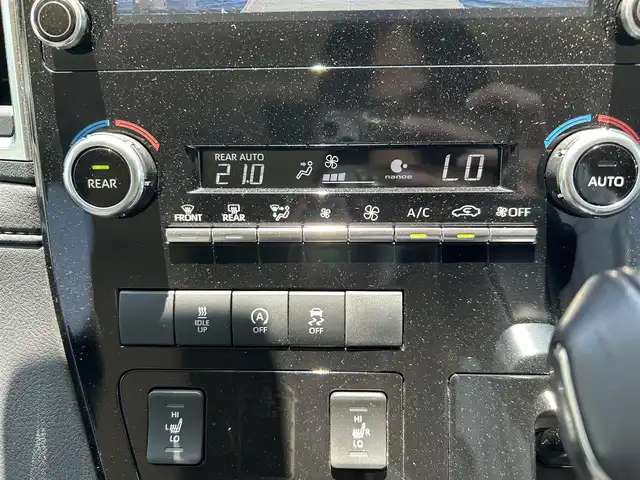 トヨタ グランエース プレミアム 愛知県 2020(令2)年 2万km ブラック 純正ナビ/ＤＴＶ/ＢＴ/ＣＤ／ＤＶＤ/後席モニター　/全周囲カメラ/前席シートヒーター/電子インナーミラー/クリアランスソナー/ＬＥＤヘッドライト/純正フロアマット/純正バイザー/純正Ｆドラレコ/衝突軽減ブレーキ