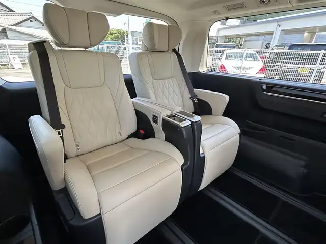 トヨタ グランエース プレミアム 愛知県 2020(令2)年 2万km ブラック 純正ナビ/ＤＴＶ/ＢＴ/ＣＤ／ＤＶＤ/後席モニター　/全周囲カメラ/前席シートヒーター/電子インナーミラー/クリアランスソナー/ＬＥＤヘッドライト/純正フロアマット/純正バイザー/純正Ｆドラレコ/衝突軽減ブレーキ