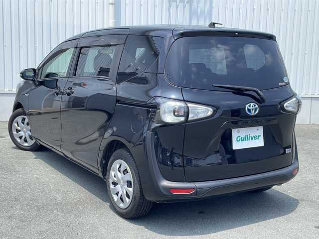 トヨタ シエンタ ハイブリッド X 三重県 2017(平29)年 8.3万km ブラックマイカ 純正7型ナビ/衝突軽減ブレーキ/フルセグTV/Bluetooth/バックカメラ/ETC/ステアリングリモコン/オートリトラードアミラー/片側パワースライドドア/電動格納ミラー/禁煙車