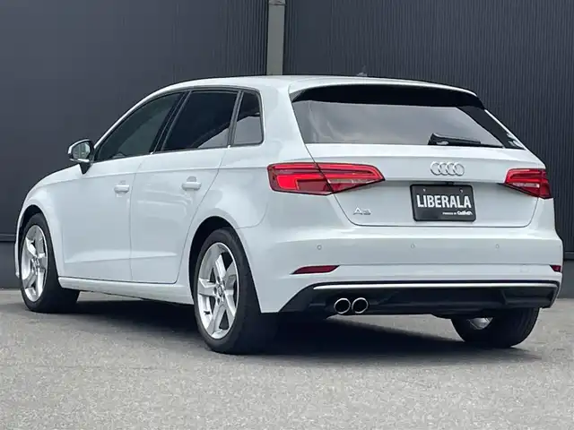 アウディ Ａ３ SB 30TFSI シグネチャーED 香川県 2020(令2)年 3.6万km グレイシアホワイトメタリック 純正ナビ/地デジ/Bカメラ/D席パワーシート/バーチャルコックピット/前席シートヒーター/オートホールド/LEDヘッドライト/アシスタンスpkg/純正17インチAW/ETC/スマートキー
