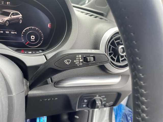 アウディ Ａ３ SB 30TFSI シグネチャーED 香川県 2020(令2)年 3.6万km グレイシアホワイトメタリック 純正ナビ/地デジ/Bカメラ/D席パワーシート/バーチャルコックピット/前席シートヒーター/オートホールド/LEDヘッドライト/アシスタンスpkg/純正17インチAW/ETC/スマートキー