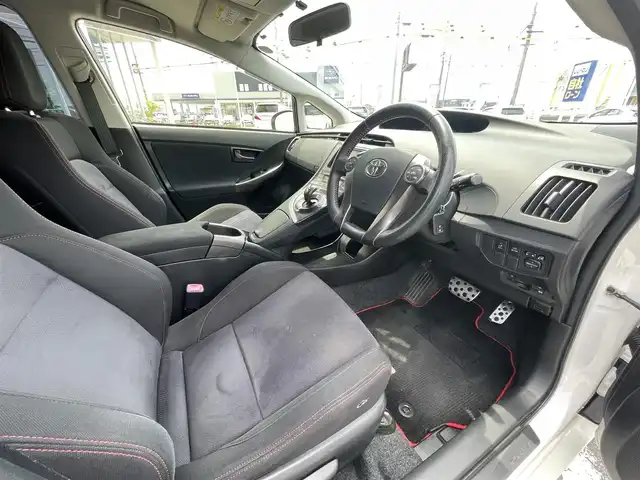 トヨタ プリウス S ツーリングセレ G’s 熊本県 2012(平24)年 9.3万km ホワイトパールクリスタルシャイン (株)IDOMが運営する【じしゃロン熊本店】の自社ローン専用車両になります。こちらは現金またはオートローンご利用時の価格です。自社ローンご希望の方は別途その旨お申付け下さい　/社外ナビ/バックカメラ/フルセグテレビ/DVD/CD/ビルトインETC/LEDヘッドライト/オートライト/スマートキー/純正アルミホイール
