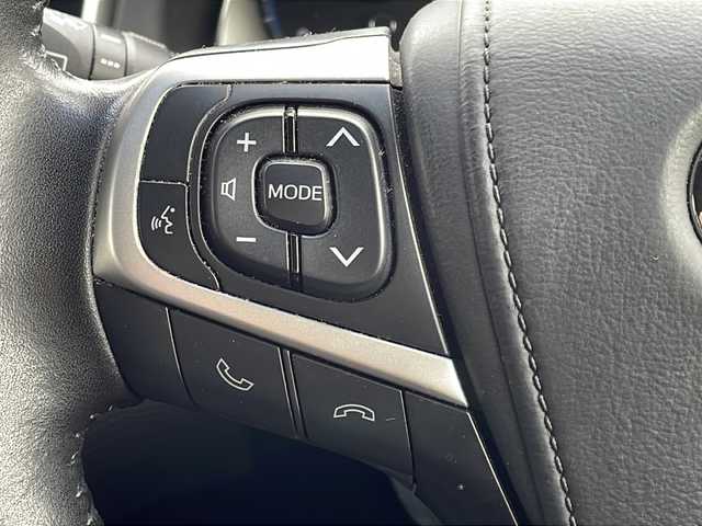 トヨタ ハリアー エレガンス 新潟県 2014(平26)年 7万km ブラック 4WD/純正メモリナビ/（BT/FM/AM/フルセグTV）/バックカメラ/ステアリングスイッチ/パワーシート/ハーフレザーシート/純正オートヘッドライト/フォグライト/冬タイヤ積載/ETC/取扱説明書