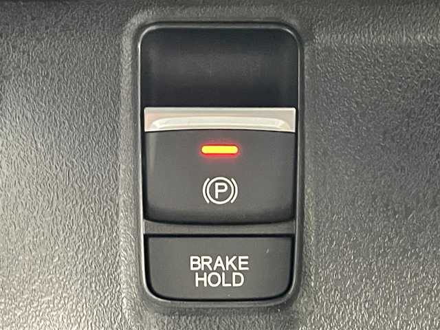 ホンダ Ｎ ＢＯＸ カスタム ターボ 大阪府 2023(令5)年 0.6万km クリスタルブラックパール ホンダセンシング/　・衝突軽減ブレーキ/　・アダプティブクルーズコントロール/　・車線維持支援システム/　・誤発進抑制機能/純正メモリナビ/　　BT/フルセグTV/バックカメラ/両側パワースライドドア/LEDオートライト/合皮ハーフレザーシート/シートヒーター/純正15インチアルミホイール/パドルシフト/コーナーセンサー/スマートキー/ETC