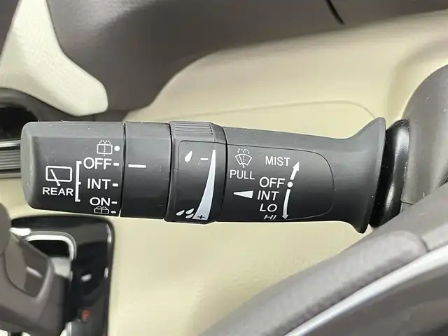 ホンダ Ｎ ＢＯＸ G L ホンダセンシング 千葉県 2017(平29)年 1.2万km プレミアムホワイトパールⅡ ホンダセンシング/・衝突軽減ブレーキ/・路外逸脱抑制機能/・先行車発進お知らせ/・標識認識機能/・レーンキープアシスト/社外7インチメモリナビ/CD BT フルセグ AM FM/バックカメラ/片側パワースライドドア/LEDオートライト/ステアリングスイッチ/後席サンシェード/純正フロアマット/ドアバイザー/プッシュスタート/スマートキー/ETC
