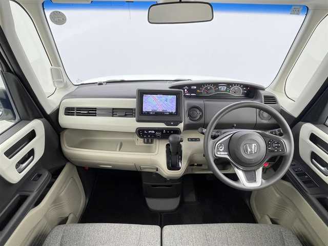 ホンダ Ｎ ＢＯＸ G L ホンダセンシング 千葉県 2017(平29)年 1.9万km プレミアムホワイトパールⅡ ホンダセンシング/・衝突軽減ブレーキ/・路外逸脱抑制機能/・先行車発進お知らせ/・標識認識機能/・レーンキープアシスト/社外7インチメモリナビ/CD BT フルセグ AM FM/バックカメラ/片側パワースライドドア/LEDオートライト/ステアリングスイッチ/後席サンシェード/純正フロアマット/ドアバイザー/プッシュスタート/スマートキー/ETC