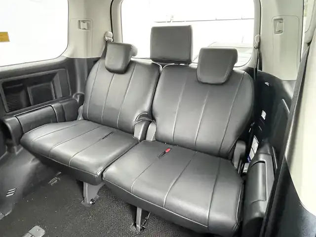 トヨタ ヴォクシー ZS 煌 千葉県 2011(平23)年 9.4万km ブラック (株)IDOMが運営する【じしゃロン八千代店】の自社ローン専用車両になります。/こちらは現金またはオートローンご利用時の価格です。自社ローンご希望の方は別途その旨お申付け下さい/フルセグTVカーナビ/Bluetoothオーディオ対応/バックカメラ/両側パワースライドドア