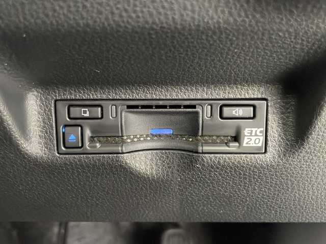 トヨタ シエンタ ハイブリッド G 長野県 2023(令5)年 0.1万km アーバンカーキ ４WD/純正ナビ/フルセグTV/Bluetooth Audio/バックカメラ/両側パワースライドドア /トヨタセーフティセンス/レーダークルーズコントロール/オートマチックハイビーム/LEDヘッドライト/オートライト /スマートキーx2/プッシュスタート /ETC2.0