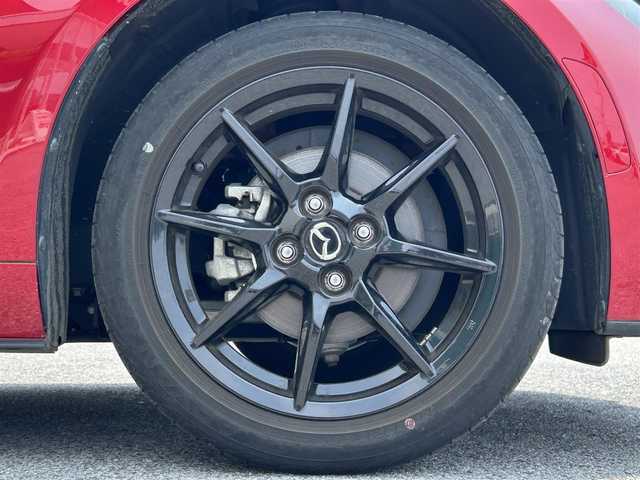 マツダ ロードスター S スペシャルパッケージ 滋賀県 2023(令5)年 1.3万km ソウルレッドクリスタルM 純正ナビ/(AM/FM/CD/DVD/BT/USB/AUX/フルセグTV）/マツダコネクト/コーナーセンサー/バックカメラ/クルーズコントロール/衝突軽減ブレーキ/レーントレーシングアシスト/オートマチックハイビーム/シートヒーター/ETC/ドライブレコーダー/プッシュスタート/横滑り防止装置/純正フロアマット/LEDヘッドライト/スペアキー