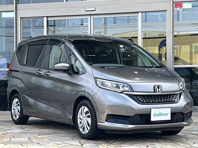 ホンダ フリード G ホンダセンシング 静岡県 2020(令2)年 3.6万km スーパープラチナグレーメタリック 純正ナビ/・CD/DVD/・FM/AM/・フルセグTV/・SD/Music Rack/・USB/iPod/・Bluetooth/主要装備/・バックカメラ/・ＥＴＣ/・ＬＥＤヘッドライト/・アクティブコーナリングライト/・両側パワースライドドア/・運転席＋助手席シートヒーター/・前後ドライブレコーダー/・ホンダセンシング/・アイドリングストップ/・レーダークルコン/・純正マット/・オートライト