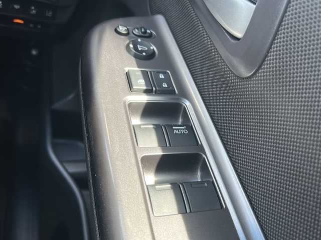 ホンダ フリード G ホンダセンシング 静岡県 2020(令2)年 3.6万km スーパープラチナグレーメタリック 純正ナビ/・CD/DVD/・FM/AM/・フルセグTV/・SD/Music Rack/・USB/iPod/・Bluetooth/主要装備/・バックカメラ/・ＥＴＣ/・ＬＥＤヘッドライト/・アクティブコーナリングライト/・両側パワースライドドア/・運転席＋助手席シートヒーター/・前後ドライブレコーダー/・ホンダセンシング/・アイドリングストップ/・レーダークルコン/・純正マット/・オートライト