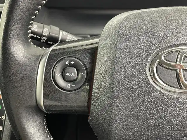 トヨタ シエンタ G 埼玉県 2019(平31)年 3.6万km ホワイトパールクリスタルシャイン 純正ナビ　NSCN-W68/(Bluetooth/AUX/CD/AM/FM)/地デジワンセグ/全方位カメラ/ETC/オートマチックハイビーム/車線逸脱警報/衝突軽減ブレーキ/リヤシートリマインダー/先行車発進お知らせ機能/クリアランスソナー/アイドリングストップ/プッシュスタート/両側パワースライドドア/ウィンカーミラー/電動格納ミラー/社外フロアマット