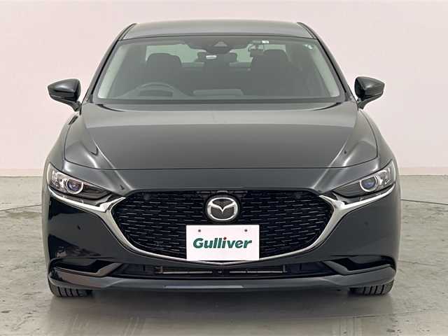 マツダ マツダ３セダン 15S ツーリング 宮城県 2020(令2)年 5.6万km ジェットブラックマイカ 禁煙車/ワンオーナー/i-ACTIVESENSE/・衝突軽減ブレーキ/・レーンキープアシスト/・アダプティブクルーズコントロール/・オートハイビームアシスト/・ブラインドスポットモニター/・ヘッドアップディスプレイ/マツダコネクトナビ/・CD.DVD.BT.USB.HDMI/フルセグTV/バックモニター/ETC/社外ドライブレコーダー（FR）/LEDヘッドライト/アイドリングストップ/横滑り防止装置/電動パーキングブレーキ/オートホールド/ステアリングスイッチ/プッシュスタート/スマートキー2個/純正18インチアルミホイール/純正フロアマット