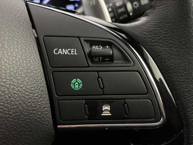 三菱 エクリプス クロス ＰＨＥＶ 新潟県 2022(令4)年 1.3万km ホワイトダイヤモンド 4WD/純正ナビ/　　フルセグ/BT/iPod/USB/アラウンドビューモニター/レーダークルーズコントロール/パワーシート/シートヒーター/LEDオートライト/オートマチックハイビーム/純正アルミホイール/ステアリングスイッチ/ステアリングヒーター/パドルシフト/BSM/スマートキー/ETC2.0