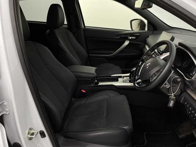 三菱 エクリプス クロス ＰＨＥＶ 新潟県 2022(令4)年 1.3万km ホワイトダイヤモンド 4WD/純正ナビ/　　フルセグ/BT/iPod/USB/アラウンドビューモニター/レーダークルーズコントロール/パワーシート/シートヒーター/LEDオートライト/オートマチックハイビーム/純正アルミホイール/ステアリングスイッチ/ステアリングヒーター/パドルシフト/BSM/スマートキー/ETC2.0