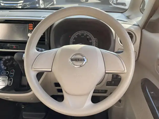 日産 デイズ ルークス X 三重県 2015(平27)年 6万km モカブラウンP (株)IDOMが運営する【じしゃロン四日市店】の自社ローン専用車両になります。こちらは現金またはオートローンご利用時の価格です。自社ローンご希望の方は別途その旨お申付け下さい/純正SDナビ/（AM/FM/CD/SD/USB/ワンセグTV）/全方位カメラ/横滑り防止/衝突軽減ブレーキ/アイドリングストップ/両側パワースライドドア/ETC/プッシュスタート/スマートキー/純正フロアマット
