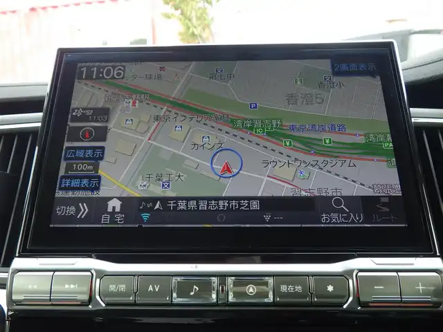 三菱 デリカＤ：５ シャモニー 千葉県 2025(令7)年 0.1千km グラファイトグレーメタリック/ブラックマイカ CHAMONIX (8人)　4WD　e-Assist/オリジナルナビ取付パッケージ＋リアモニター取付パッケージ(25/300)　ステップレス　（8人）D:5専用11型ナビゲーション(322/300)　12.8型後席用モニター(143550円)/e-Assist/・衝突被害軽減ブレーキシステム（FCM）/・車線逸脱警報システム（LDW）/・誤発進抑制機能（前進＆後退時）（UMS）/・レーダークルーズコントロールシステム（ACC）/・オートマチックハイビーム[AHB]/エレクトリックテールゲート/両側パワースライドドア/ハーフレザーシート/運転席パワーシート/前席シートヒーター/純正メモリーナビ/地デジTV/【DVD/CD再生機能　Bluetooth接続】/マルチアラウンドモニター/革巻きステアリング/ステアリングスイッチ/パドルシフト/LEDヘッドライト/ウインカーミラー/純正18インチアルミホイル/サイド/カーテンエアバッグ/キーレスオペレーションシステム