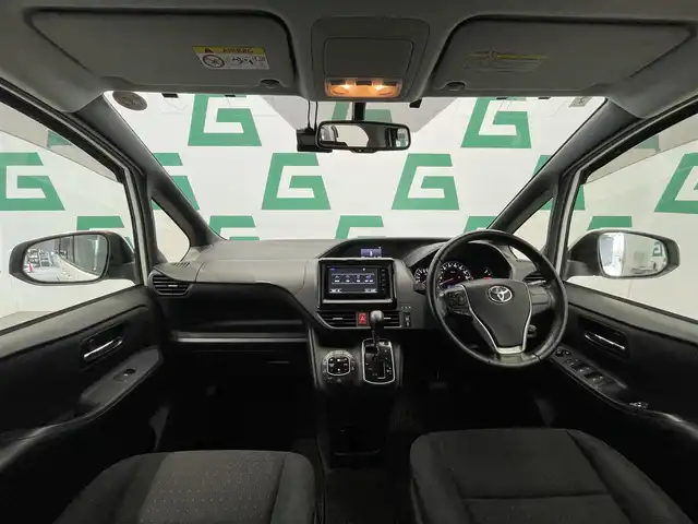 トヨタ ノア G 鹿児島県 2015(平27)年 9.2万km ホワイトパールクリスタルシャイン 純正ナビ/フルセグＴＶ/バックカメラ/オートマチックハイビーム/片側パワースライドドア/ＥＴＣ/アイドリングストップ/クルーズコントロール/ドライブレコーダー/横滑り防止装置/純正アルミホイール