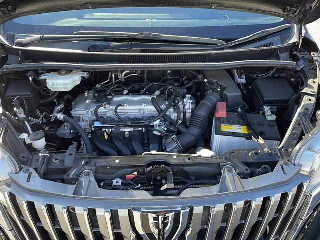 トヨタ エスクァイア Gi 道東・釧路十勝 2020(令2)年 4.5万km ブラック 4WD/純正9インチSDナビ/・フルセグ/CD/DVD/BT/ラジオ/バックカメラ/ドライブレコーダー/両側パワースライドドア/フロントシートヒーター/プリクラッシュセーフティシステム/インテリジェントクリアランスソナー/Toyota Safety Sense/レーンディパーチャーアラート/アダプティブハイビーム/クルーズコントロール/ブラックレザーシート/アイドリングストップ/プッシュスタート/ステアリングスイッチ/ETC/フロアマット/ドアバイザー