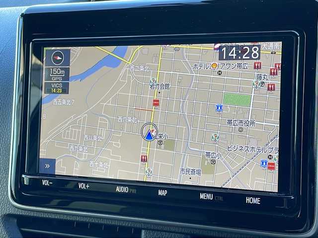 トヨタ エスクァイア Gi 道東・釧路十勝 2020(令2)年 4.5万km ブラック 4WD/純正9インチSDナビ/・フルセグ/CD/DVD/BT/ラジオ/バックカメラ/ドライブレコーダー/両側パワースライドドア/フロントシートヒーター/プリクラッシュセーフティシステム/インテリジェントクリアランスソナー/Toyota Safety Sense/レーンディパーチャーアラート/アダプティブハイビーム/クルーズコントロール/ブラックレザーシート/アイドリングストップ/プッシュスタート/ステアリングスイッチ/ETC/フロアマット/ドアバイザー