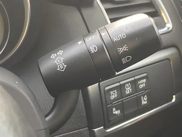 マツダ ＣＸ－５ XD Lパッケージ 静岡県 2015(平27)年 8.2万km ブルーリフレックスマイカ (株)IDOMが運営する【じしゃロン焼津店】の自社ローン専用車両になります。こちらは現金またはオートローンご利用時の価格です。自社ローンご希望の方は別途その旨お申付け下さい /純正ＳＤナビ/（フルセグＴＶ/ＣＤ/ＤＶＤ/ミュージックサーバー/衝突軽減ブレーキ）/レーダークルーズ/バックカメラ/サイドカメラ/レザーシート/パワーシート/シートヒーター/ＬＥＤヘッドライト/オートライト/ＥＴＣ